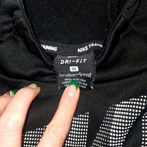 Nike kids size 7 hoodie